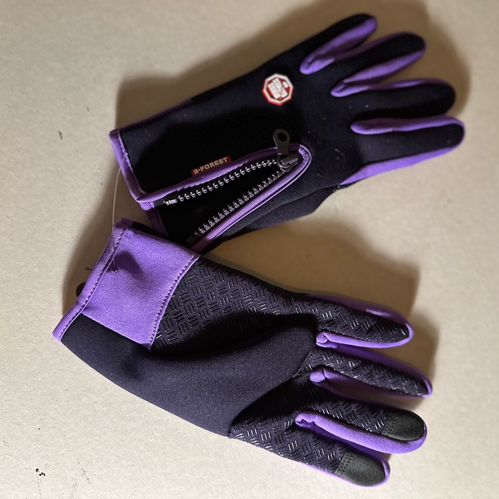 Purple and Black Women's Gloves